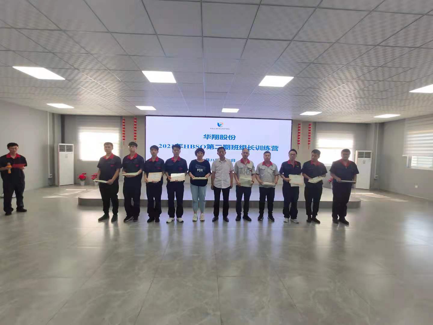 b42826257d388f219a37208db2ebfcf.jpg b42826257d388f219a37208db2ebfcf.jpg